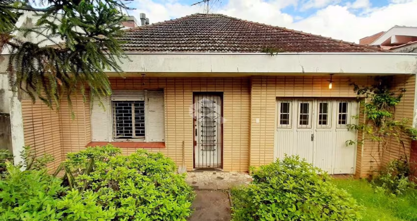 CASA À VENDA, NA RUA SÃO MATEUS, BAIRRO BOM JESUS