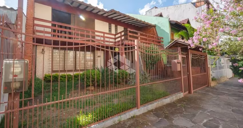 Casa com 4 quartos à venda na Rua Veronese, 52, São Sebastião, Porto Alegre