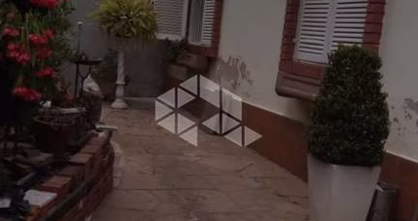 Casa quatro dormitórios