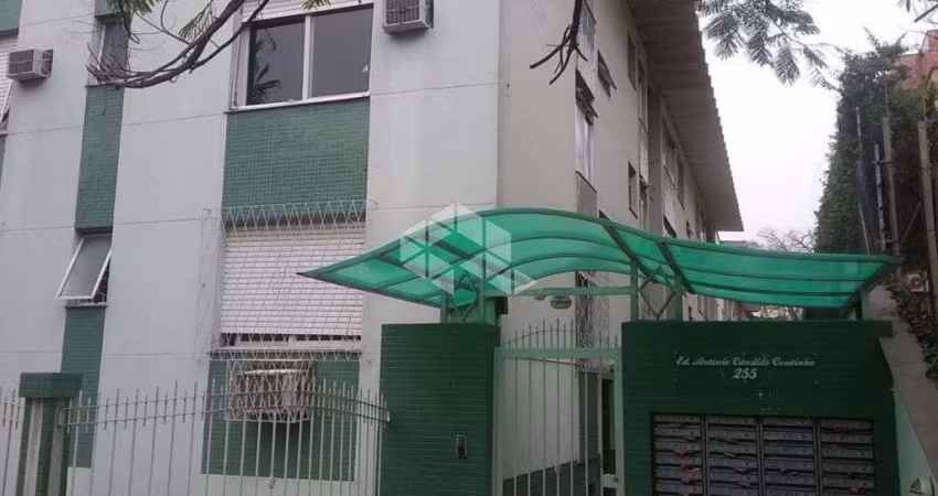 Apartamento 2 quartos vaga coberta Santo Antônio