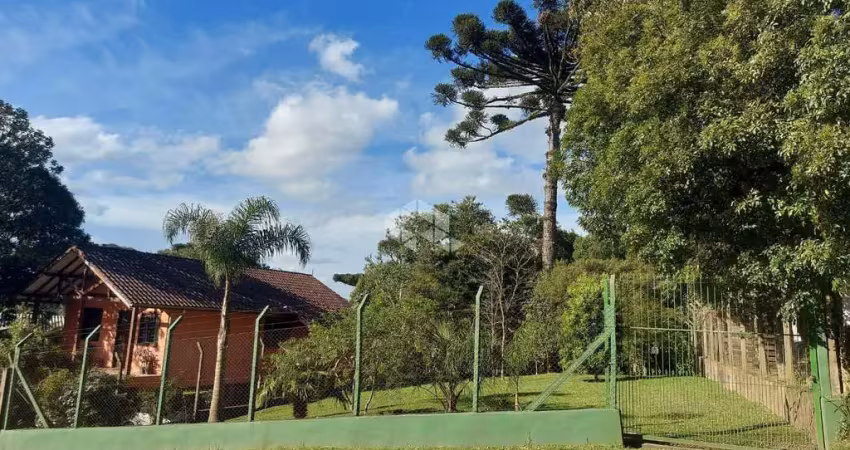 Terreno a venda com 566,05m² medindo 17,97 x 31,50 - canela/rs