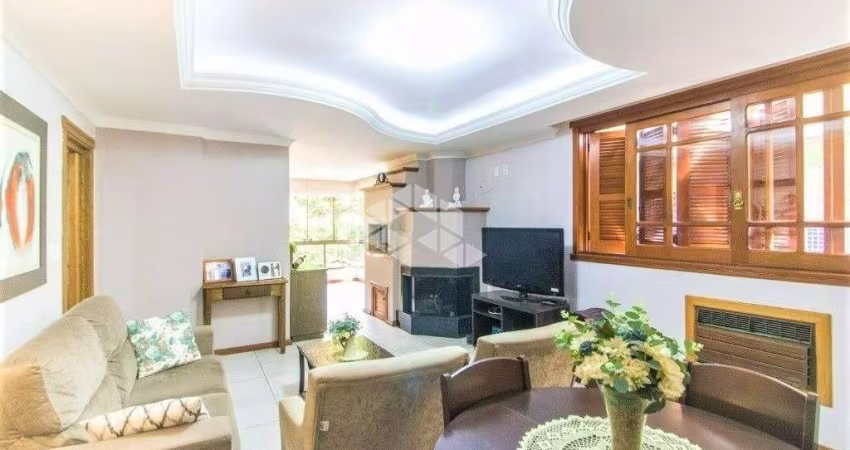 Apartamento com 3 quartos à venda na Beco Andaraí, 365, Passo da Areia, Porto Alegre