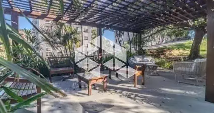 Apartamento de três dormitórios, 1 suíte, semi mobiliado, churrasqueira,2 vagas de garagem