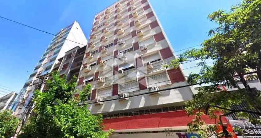 Apartamento jk à venda na cidade baixa, totalmente reformado e mobiliado
