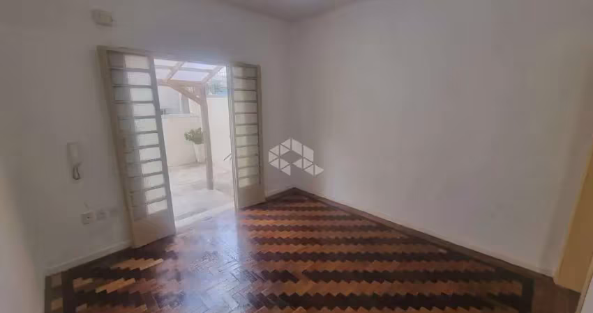 Excelente e surpreendente apartamento de 1 dormitório e três pátios, sendo um bem grande com muito sol, claridade e ventilação no bairro santa cecília