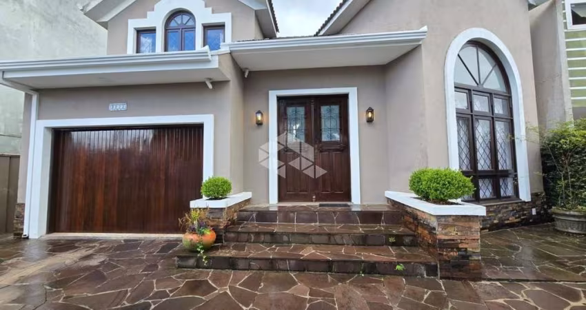 Casa Sobrado com 5 quartos e 420m² para vender por R$ 1.590.000