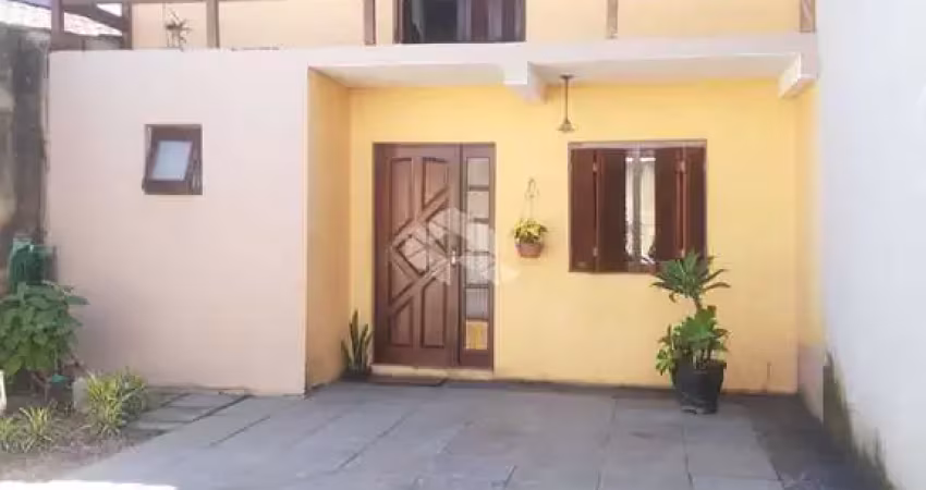 Casa com 2 quartos à venda na Avenida Orleaes, 250, Guarujá, Porto Alegre