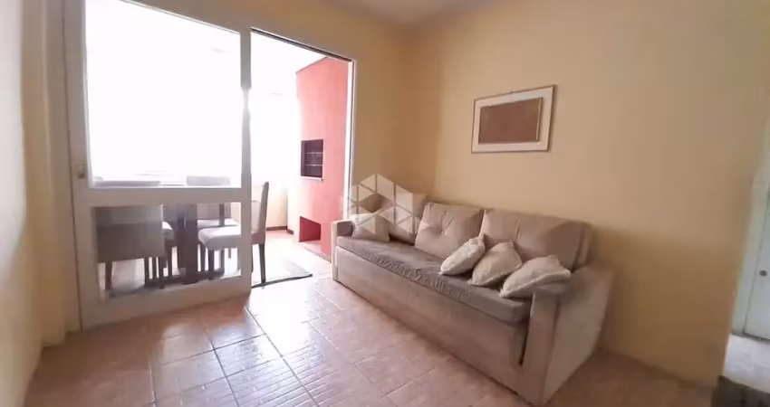 Cobertura 2 dormitórios mobiliado com sacada no bairro tristeza! arejado, ensolarado, 63 m².