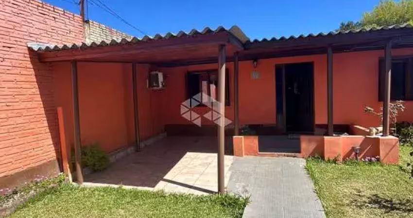 Casa térrea com 2 dormitórios no bairro campo novo - porto alegre