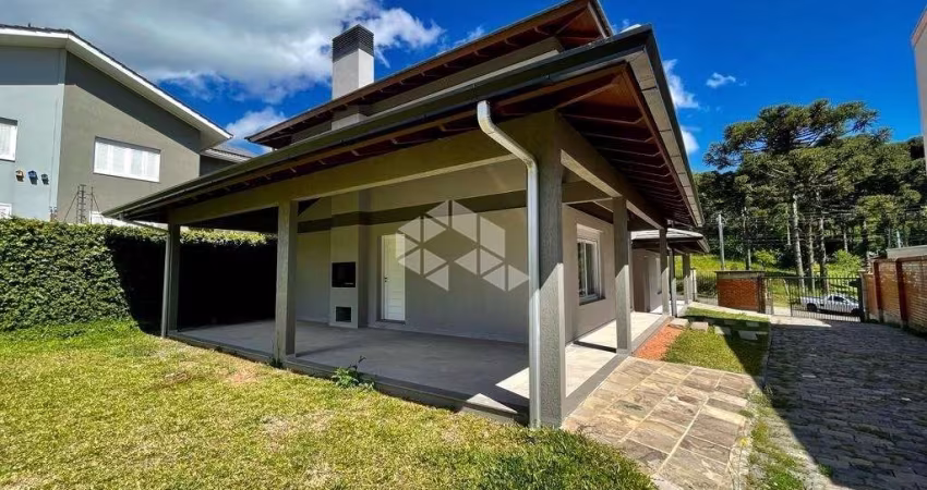 Casa 03 dormitórios em condomínio fechado no bairro Bela Vista em Caxias do Sul