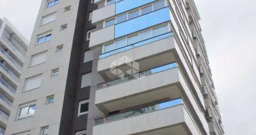 Apartamento de 03 suítes  no bairro madureira em caxias do sul .