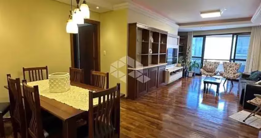 Apartamento 3 dormitórios semimobiliado no centro em caxias do sul