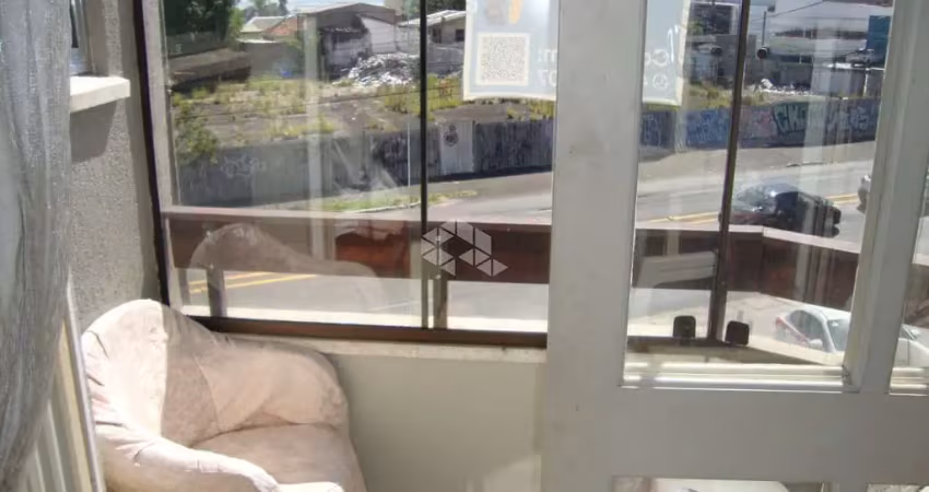 Apartamento 02 dormitórios com sacada no bairro azenha em porto alegre