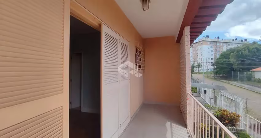 Casa com 3 quartos à venda na Rua de Souza Júnior, 84, Medianeira, Porto Alegre
