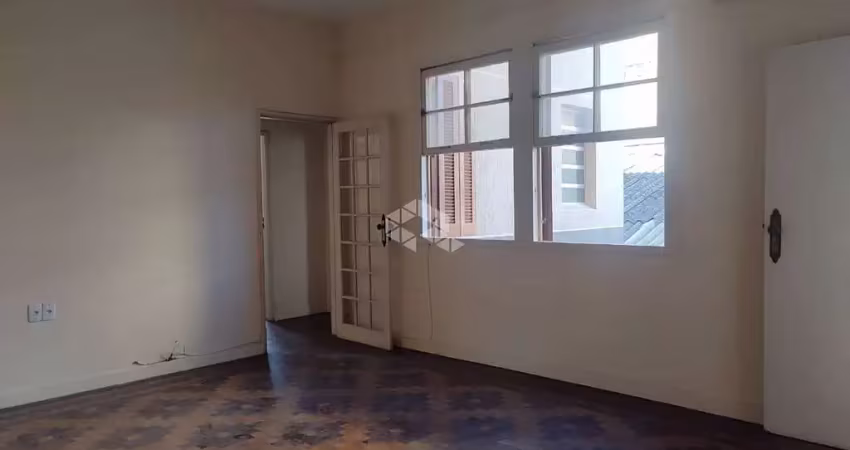 Apartamento 2 dormitórios com box escriturado na avenida independência em porto alegre.