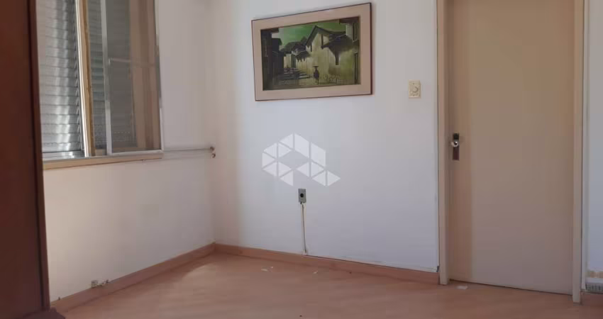 Apartamento de dois dormitórios no centro Histórico em Porto Alegre