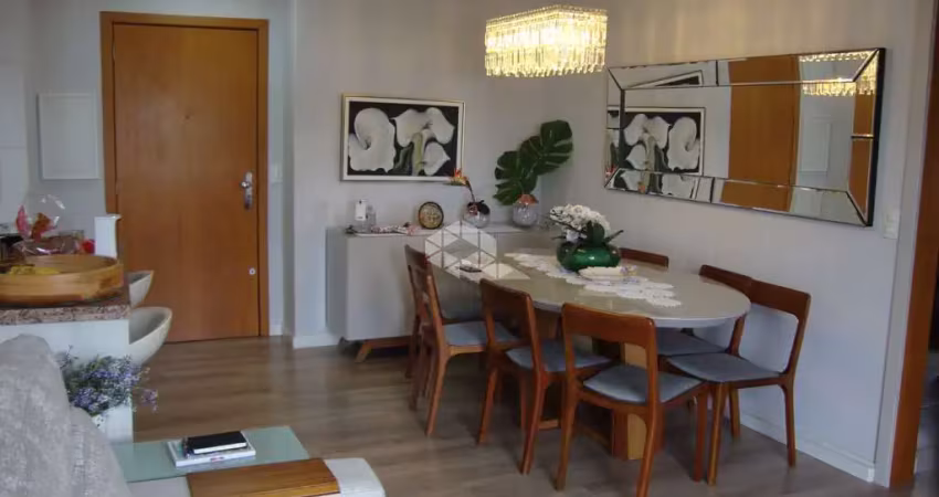 Apartamento 02 dormitórios com 70m² privativos,  box duplo cobertos