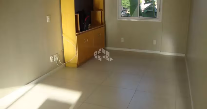 Bom  apartamento três dormitórios com 67m² privativos com box escriturado, port.24hrs