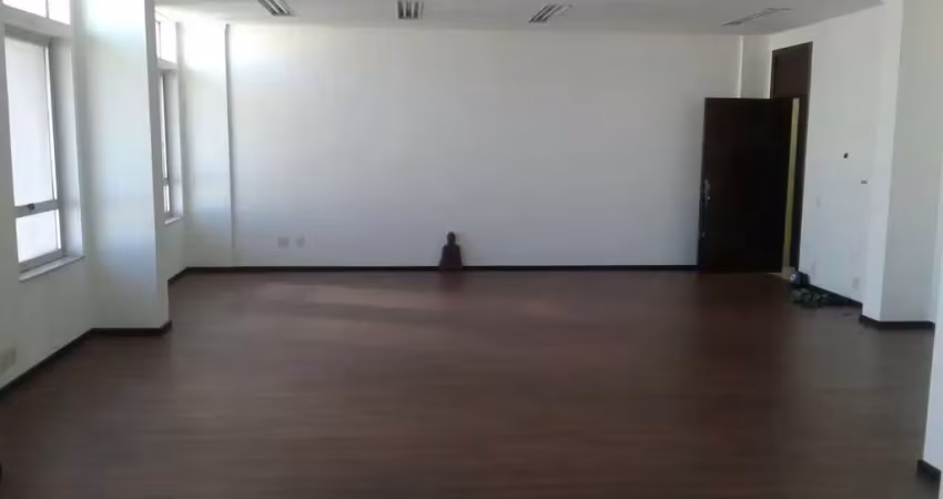 Comercial a venda com 450m² privativos  no  centro histórico de porto alegre
