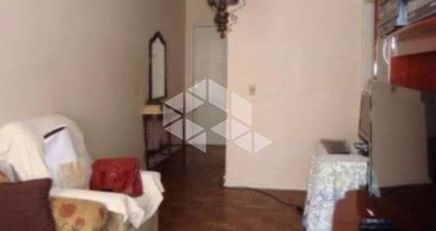 Apartamento  2 dormitórios próximo a Redenção na Cidade Baixa.