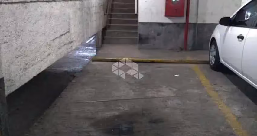 Crédito real vende 1 box de garagem coberta no edifício garagem marechal floriano, no centro histórico