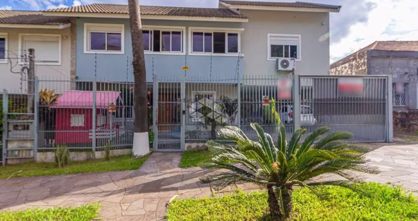 Casa 182m2 com 3 quartos com 2 suítes