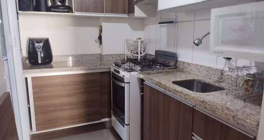 Apartamento semimobiliado,  de  03 quartos, 2 vagas de garagem em canoas .