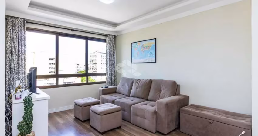 Charme, conforto e localização privilegiada ? viva no coração do bairro mais encantador de porto alegre