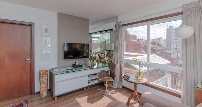Apartamento semi-mobiliado, no Bairro Auxiliadora.