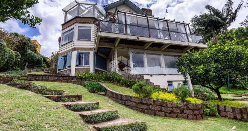 Casa de cinema em terreno com 1600m² na zona sul de porto alegre/rs