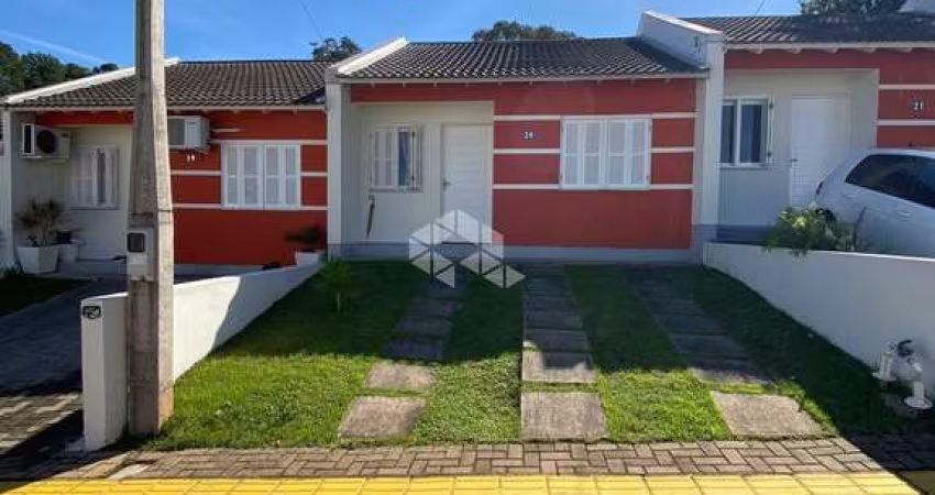 Linda casa 02 dormitórios em condomínio em Gravataí