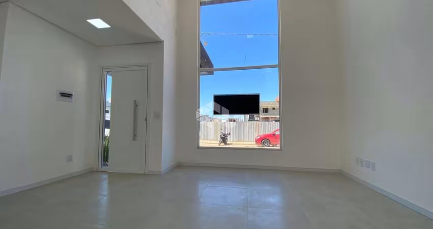 Casa com 3 dormitórios, sendo uma suíte, sala estar em condomínio fechado
