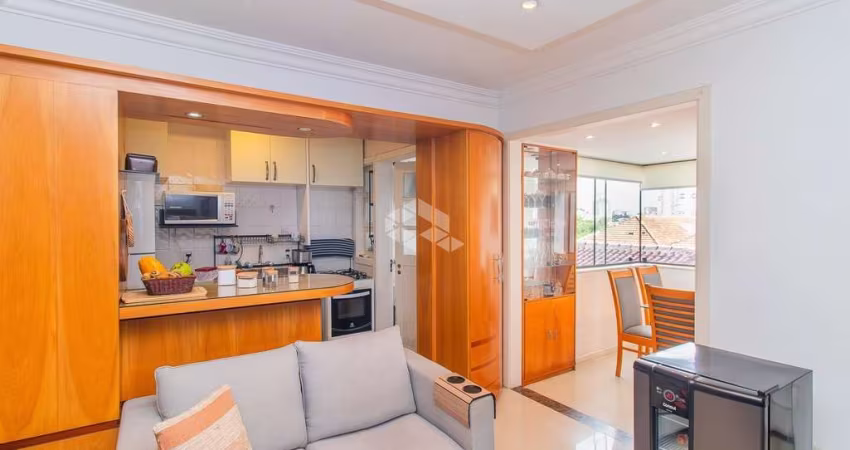Apartamento com 2 dormitórios e vaga no bairro Petrópolis
