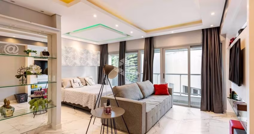 Studio mobiliado e com vaga coberta - Bairro Petrópolis