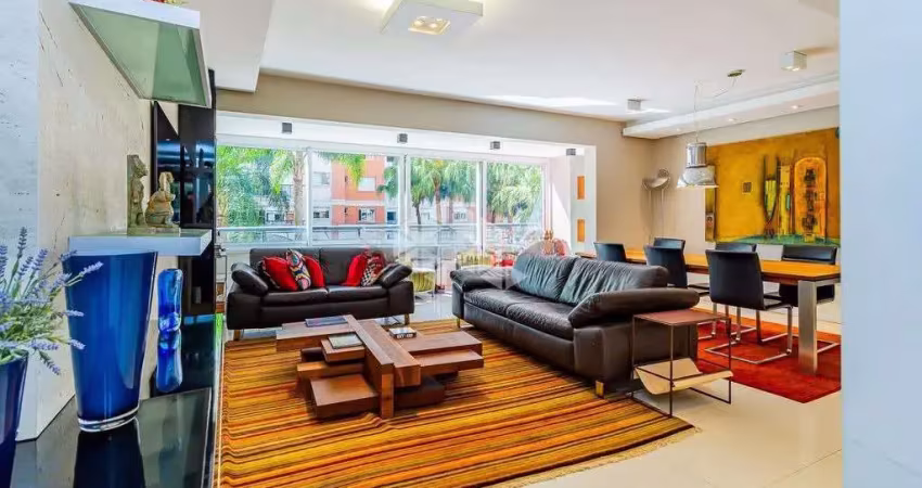Apartamento com 4 quartos à venda na Avenida Túlio de Rose, 330, Passo da Areia, Porto Alegre