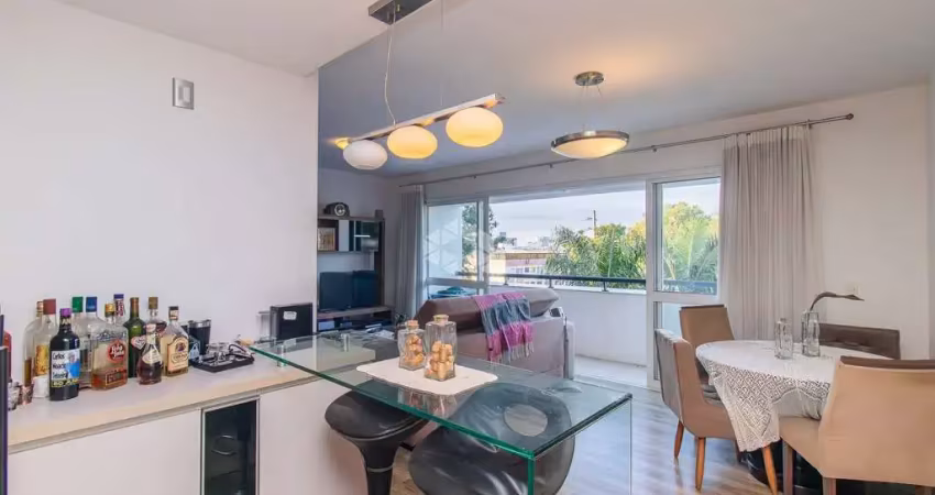 Apartamento semi mobiliado com 3 dormitórios e 2 vagas de garagem no bairro passo da areia em porto alegre.
