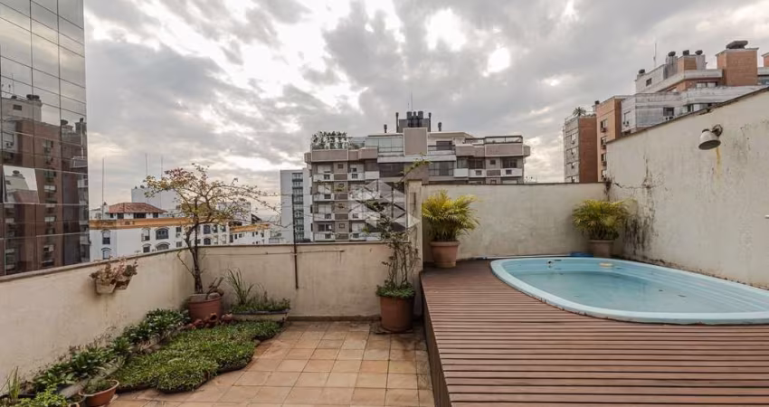 Cobertura com 3 dorm 2 vagas, na Rua Anita Garibaldi, Mont Serrat