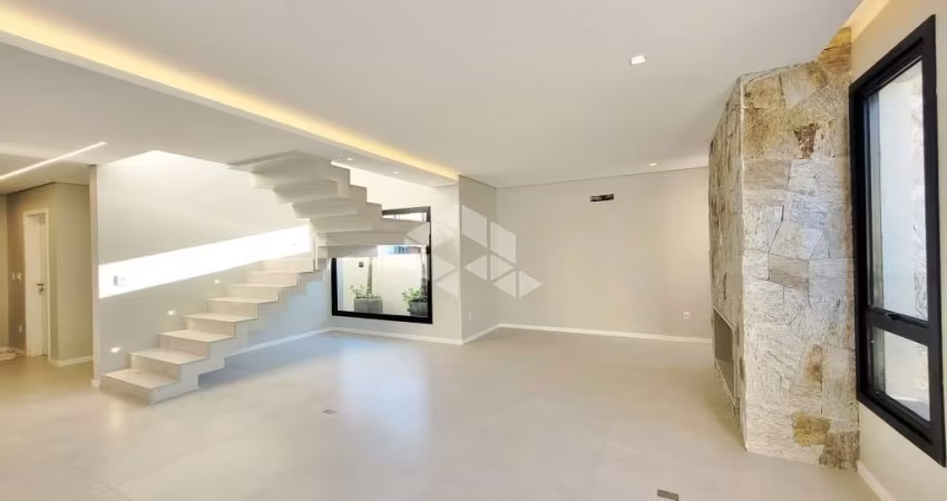 EXCELENTE CASA DE 4 DORMITORIOS FRENTE LAGO NO CONDOMINIO SUNSET EM XANGRI-LA