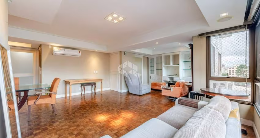 Apartamento de 3 dorm no bairro Menino Deus
