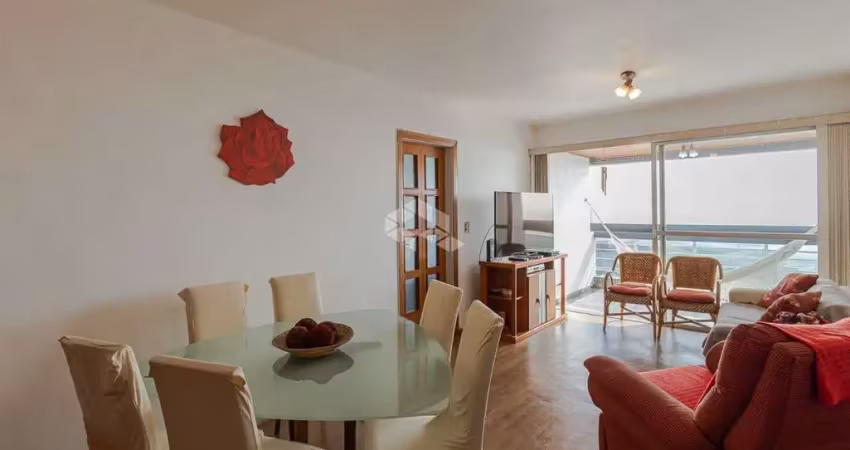 Apartamento mobiliado de 2 dormitórios com 2 vagas, na  independência.