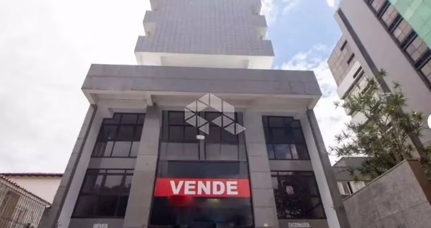 Prédio à venda na Avenida Cristóvão Colombo, 2800, São João, Porto Alegre