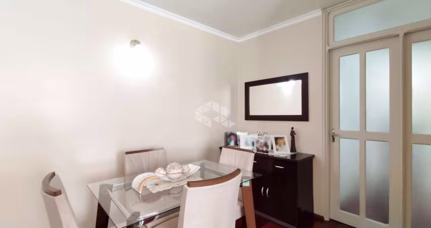 Apartamento de 2 Dormitórios à Venda no Bairro Cristal, Zona Sul de Porto Alegre