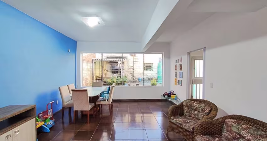 Casa 5 dormitórios à venda no bairro Santana