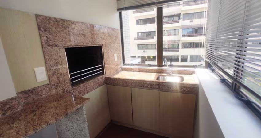 Apartamento de 3 dormitórios, suíte, lareira e 2 vagas - Bela Vista, Porto Alegre