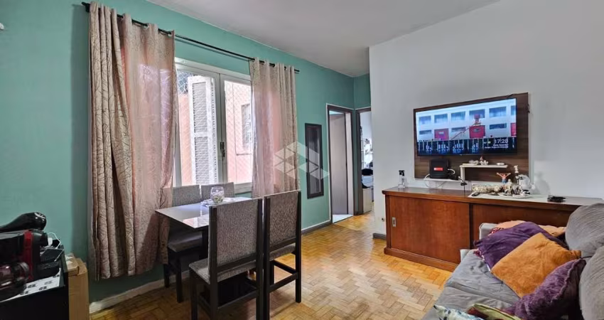 Apartamento 2 dormitórios, na Marcelo Gama junto a próximo SOGIPA, São João, Porto Alegre
