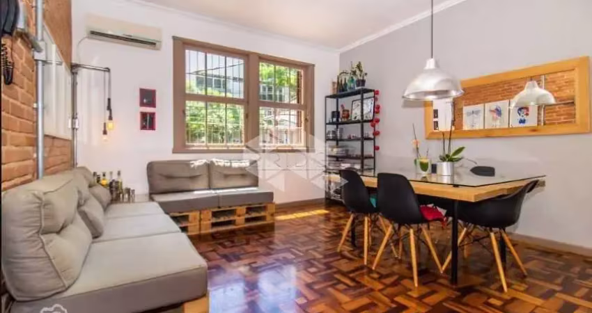 A apartamento a venda  com 03 dormitórios -petrópolis -porto alegre