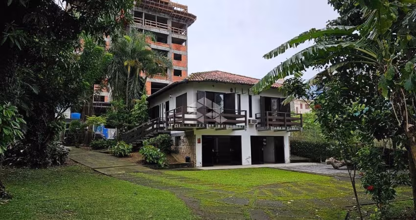 Terreno à venda com 1.218,25m², Viabilidade para 14 pavimentos -  Barreiros - São José - SC