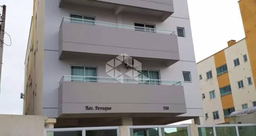 Apartamento com 2 Quartos e 1 banheiro à Venda, 61 m²