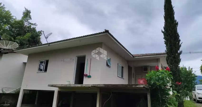 Casa com 3 quartos à venda na Rua São Sebastião, 791, Sul do Rio, Santo Amaro da Imperatriz