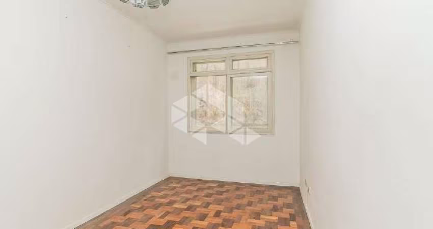 Apartamento 2 dormitórios no Bairro Vila Ipiranga